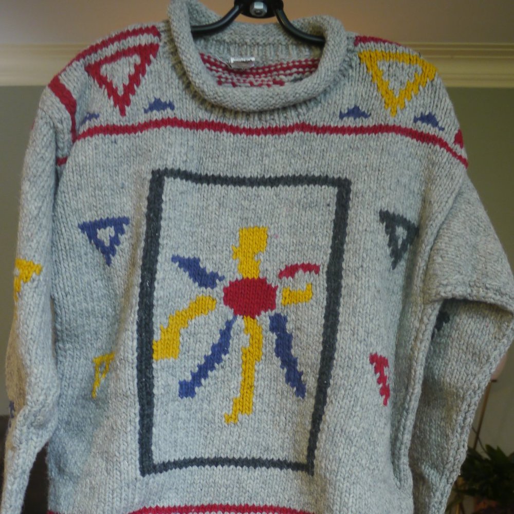 Cacique, Women Wool Sweater, Handmade in Ecuador